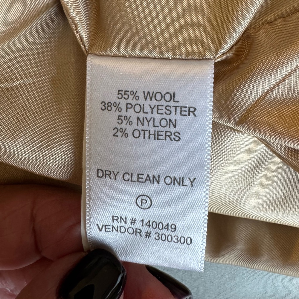 Chadwicks Wool Blend Plaid Pencil Skirt. Tan/Light Gray Plaid. Size 16 - Picture 7 of 7